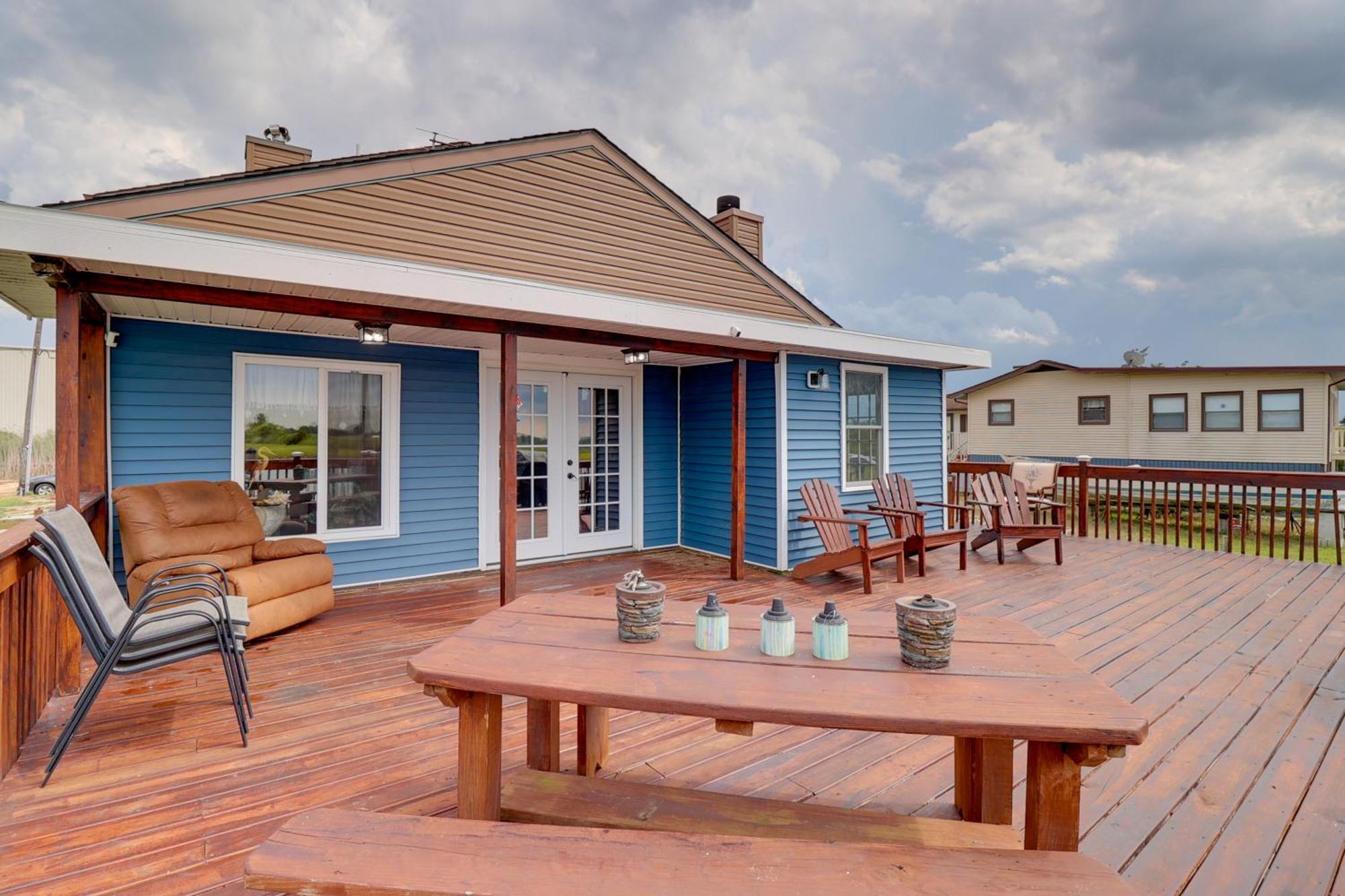 Oceanfront Milford Home With View And Boat Access Extérieur photo