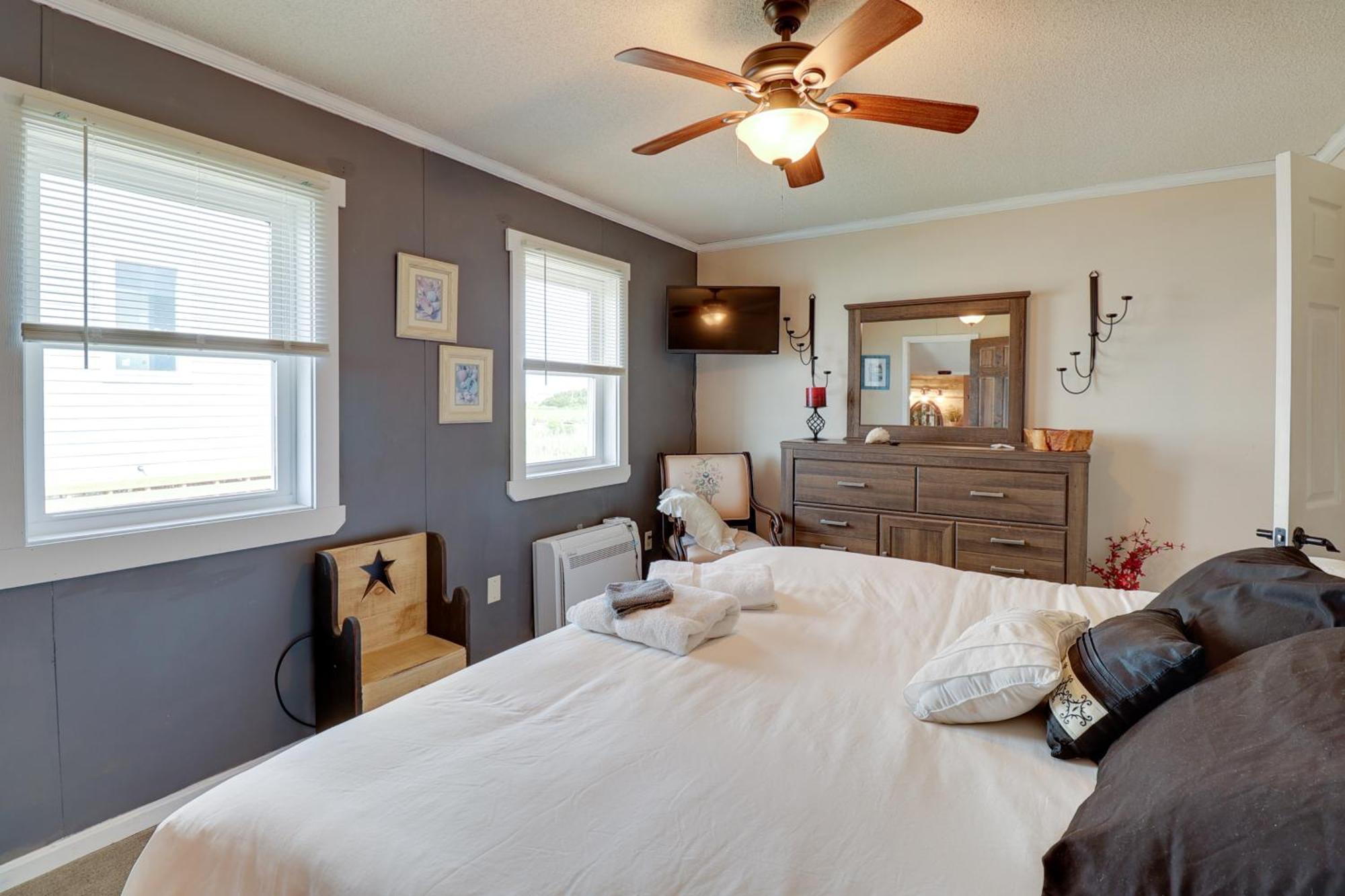 Oceanfront Milford Home With View And Boat Access Extérieur photo